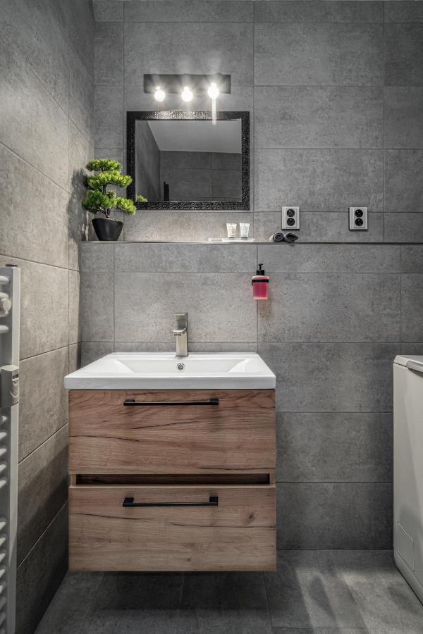 Apartman Pod Gerlachom S Wellness Vysoké Tatry Kültér fotó